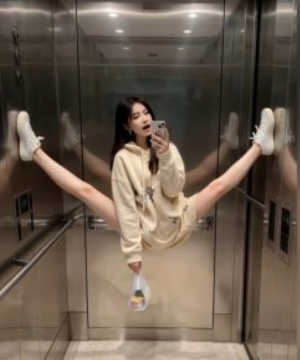 AI生成电梯一字马美女制作教程，条条流量上万，别再在外面被割韭菜了，全流程实操-云途资源库